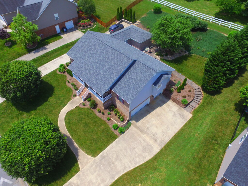 Roofing Contractor in Johnson City